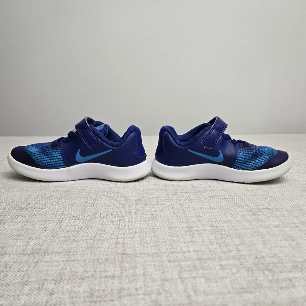 Nike Kids Blue Lightweight Sneakers